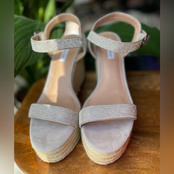 Chelsea & Violet rhinestone platform sandals, size 11 - Picture 2 of 2